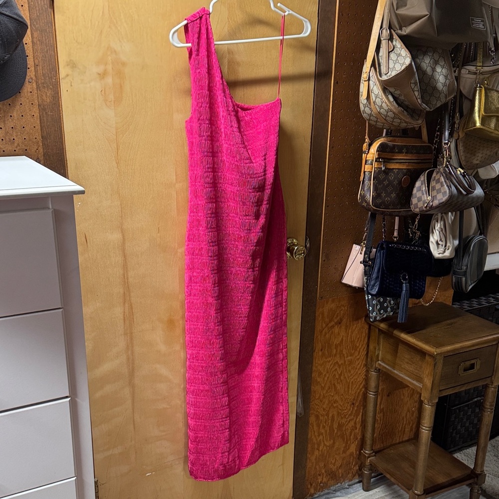 Astr Fuchsia One-Shoulder Dress